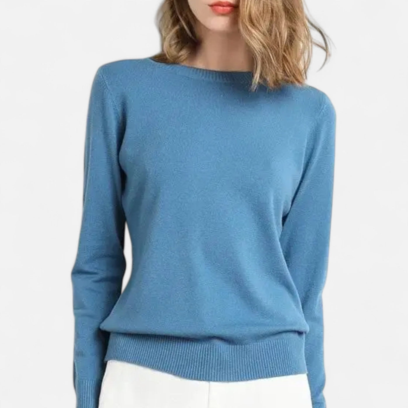 Women’s Merino Wool Sweater – Timeless O-Neck Elegance