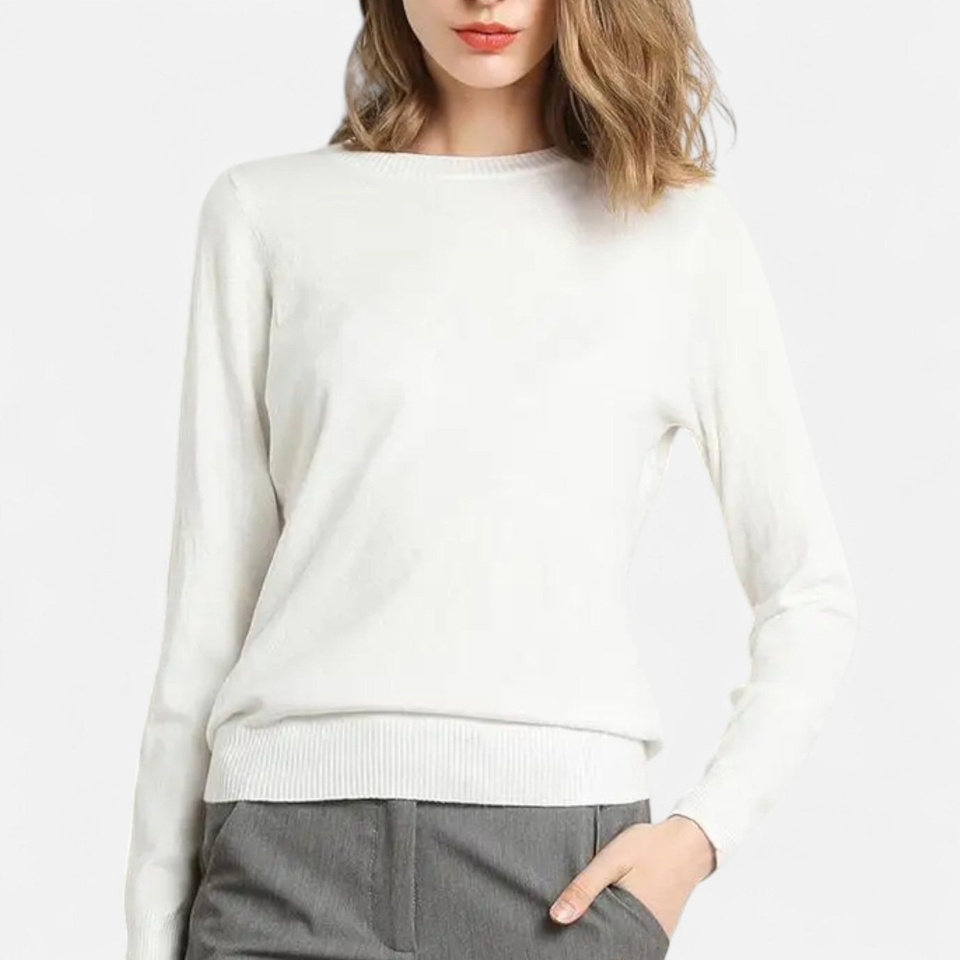 Women’s Merino Wool Sweater – Timeless O-Neck Elegance