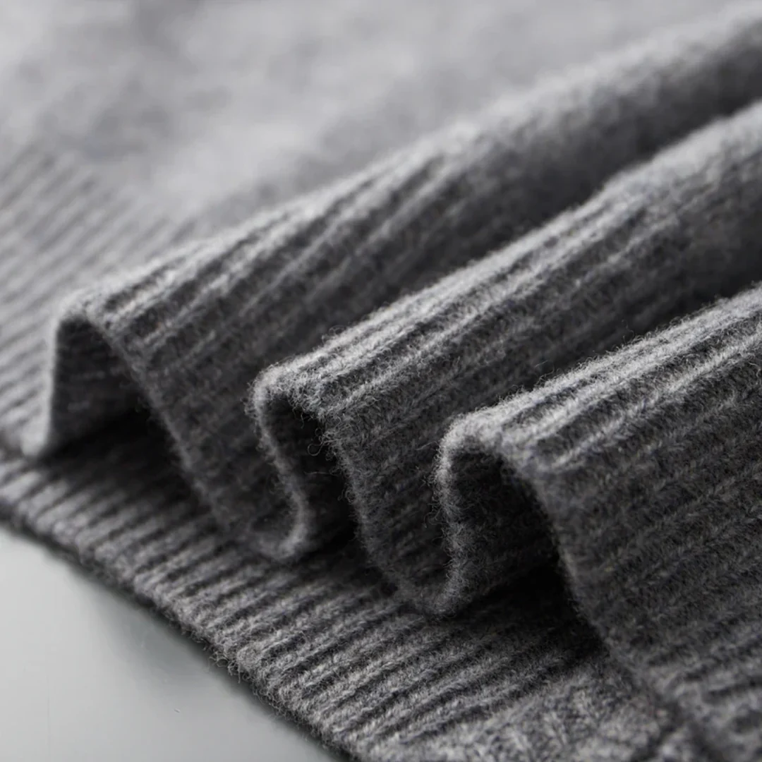 Lightweight Zip Jacket for Men — Modern & Versatile
