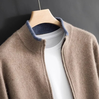 Lightweight Zip Jacket for Men — Modern & Versatile