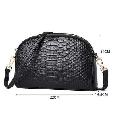 Notoría | Amélie – Elegant Vegan Leather Crossbody Bag – Spacious & Adjustable Strap