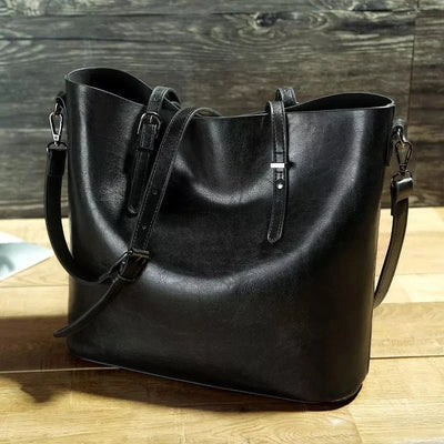 Notoría | Brynja – Vintage Leather Shoulder Bag for Women