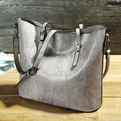 Notoría | Brynja – Vintage Leather Shoulder Bag for Women