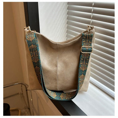 Notoría | Madeleine – Women’s Shoulder Bag – Faux Leather – Embellished Adjustable Strap – Medium Size