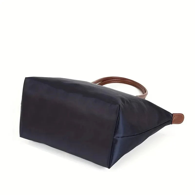 Notoría | Solène – Elegance-Urban Women’s Handbag – Nylon Fabric – Spacious Design – Leather Handles – Button Closure