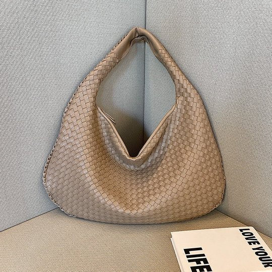 Notoría | Sólveig – Red Woven Shopper Bag for Women