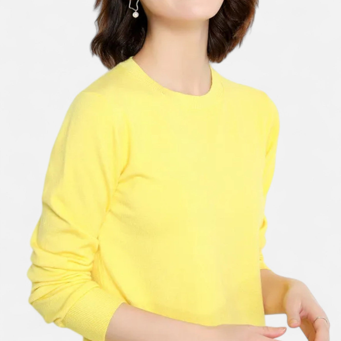 Women’s Merino Wool Sweater – Timeless O-Neck Elegance