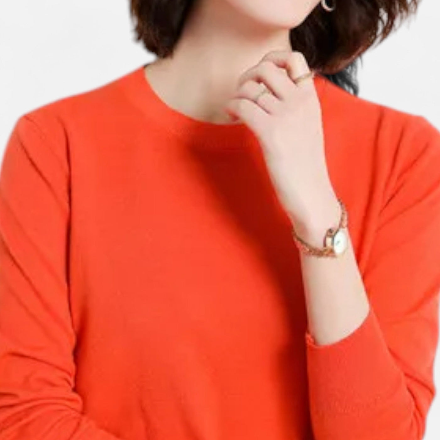 Women’s Merino Wool Sweater – Timeless O-Neck Elegance